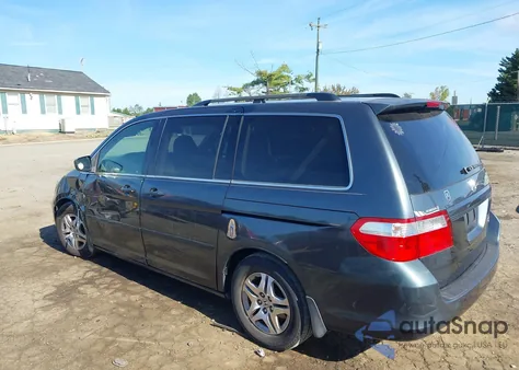 2005 Honda Odyssey Ex-L from USA, damaged, VIN 5FNRL38795B089609